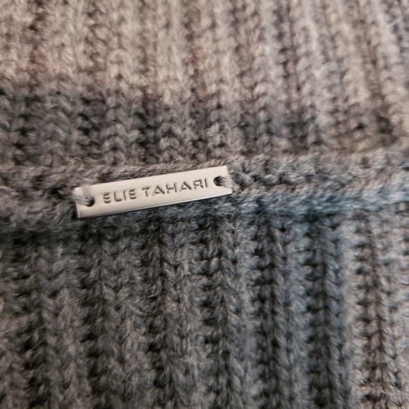 Elie Tahari sz SM grey cable knit crop sweater - Picture 5 of 8